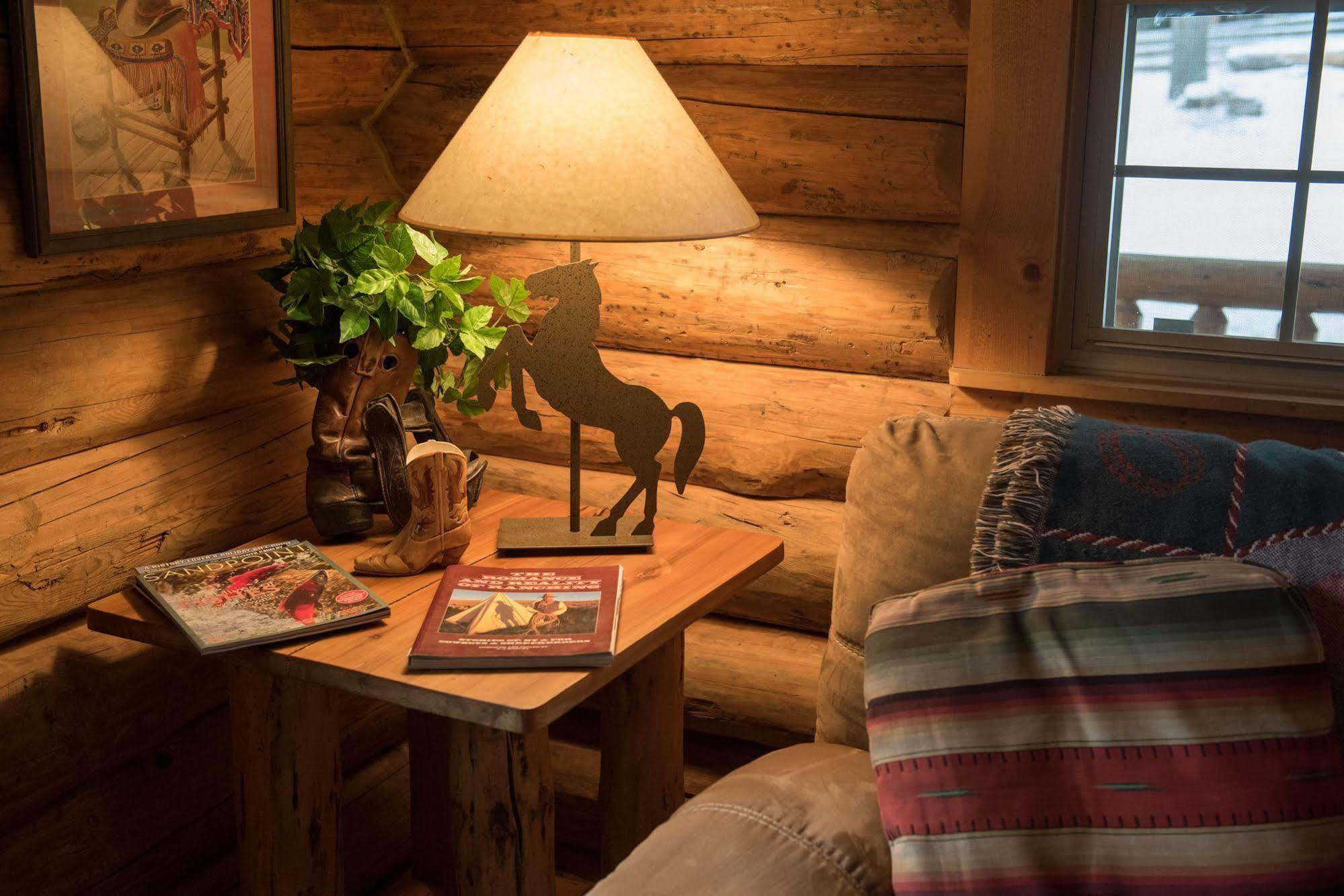 Western Pleasure Guest Ranch Sandpoint Buitenkant foto